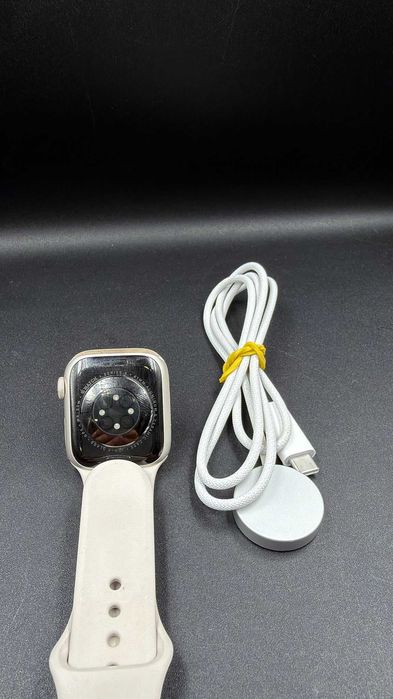 Hope Amanet P5 APPLE Watch Series 8, GPS, 41mm Starlight Aluminium Case, 90%