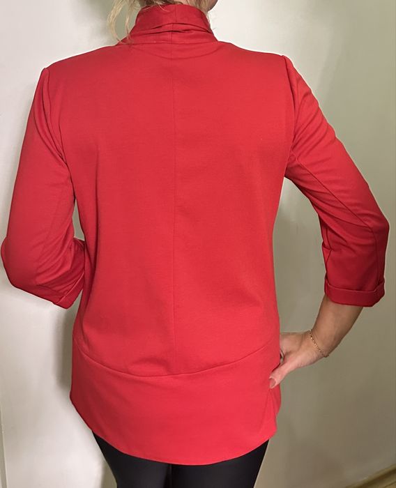 Дамско сако в цвят червено и цвят мента