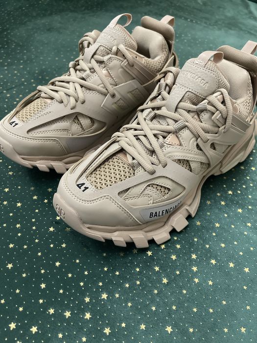 Balenciaga Track Beige