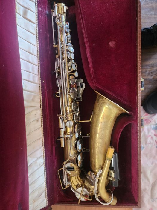 Продаётся саксафон состояние б/у в хорошем состояние