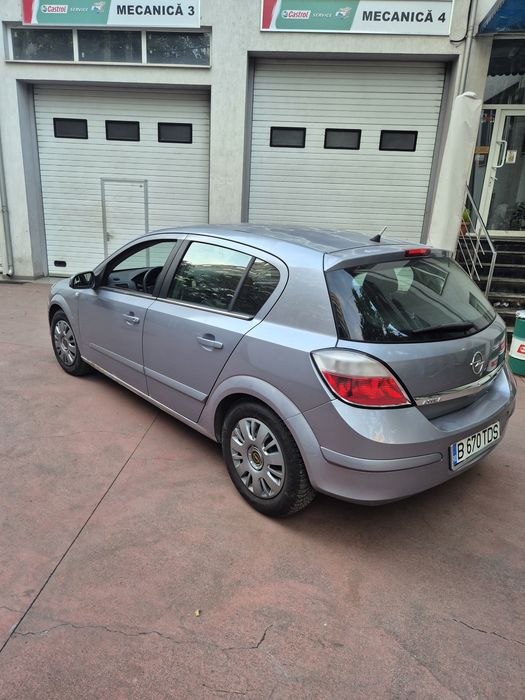 OPEL Astra 2005 — imagine 4