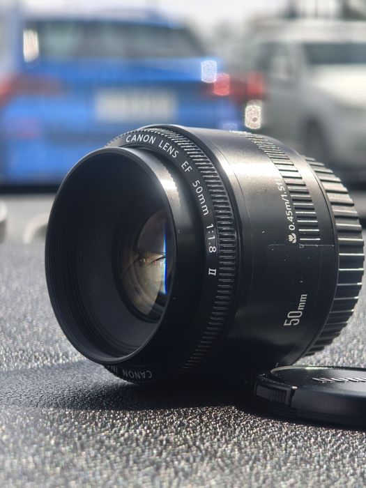 Canon EF 50mm f/1.8