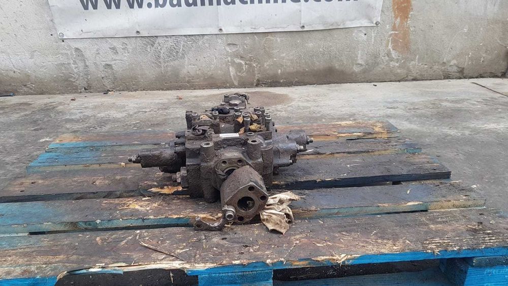 Distribuitor hidraulic vola Komatsu WA380
