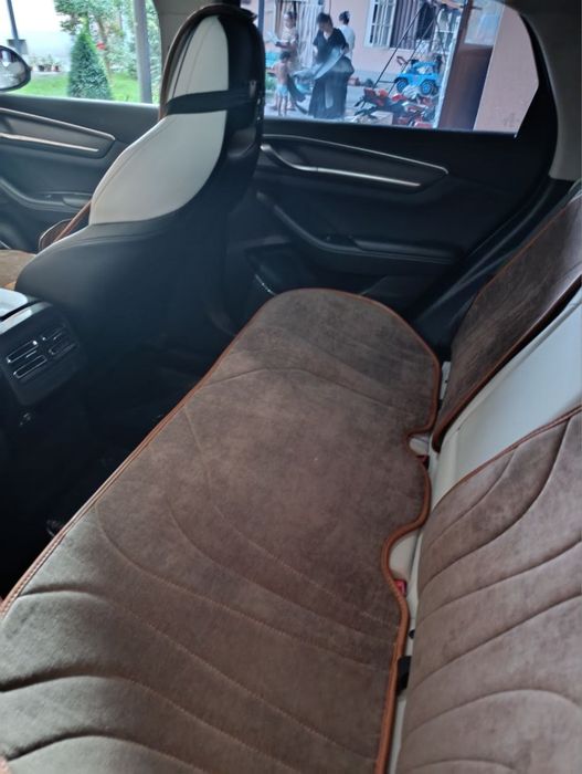 Автомобил BYD Chazor