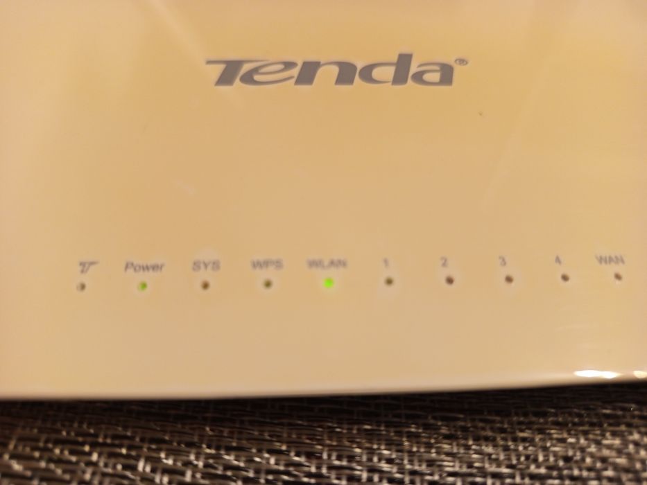 Wireless N300 Home Router Tenda