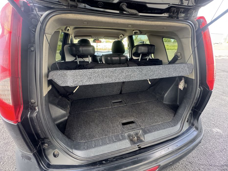 Продам машину Nissan Note