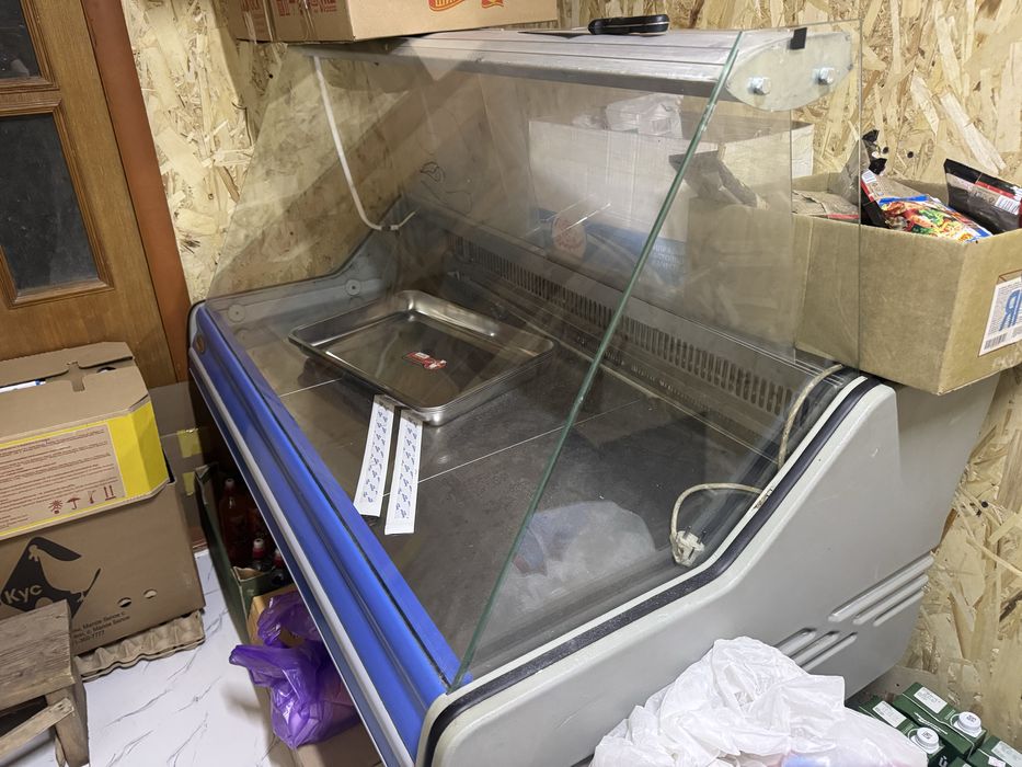 Охлаждающий холодильник