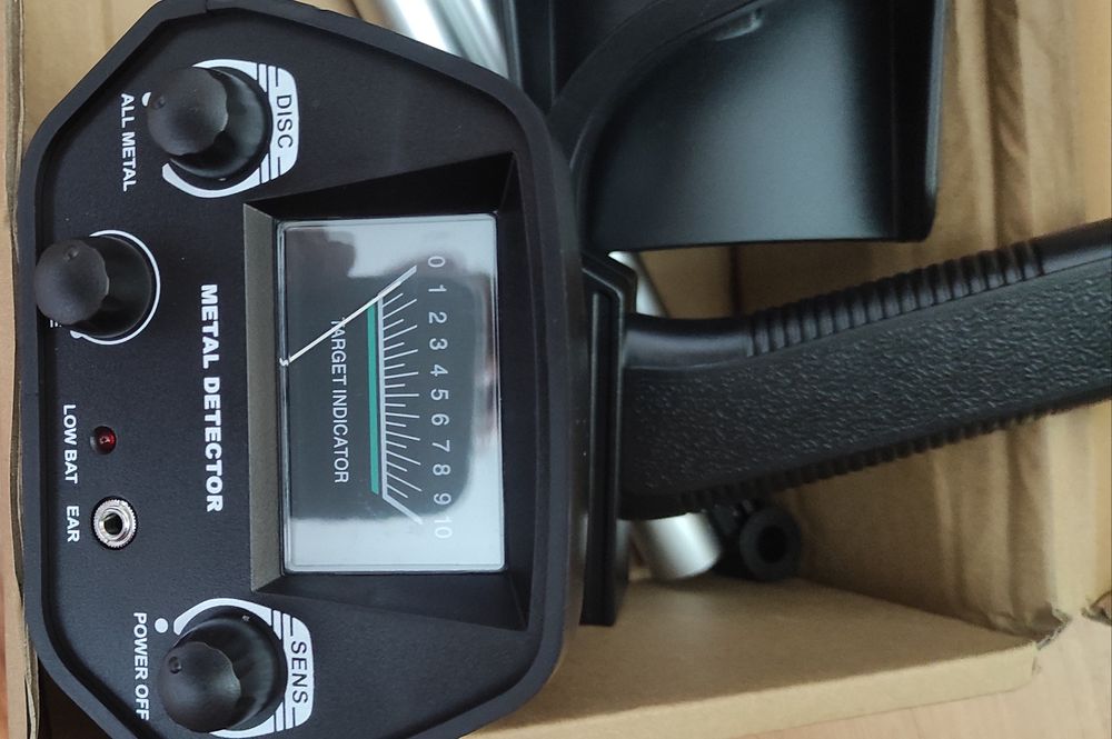 металдедектор , металотърсач  4030 + пинпоинтер + слушалки