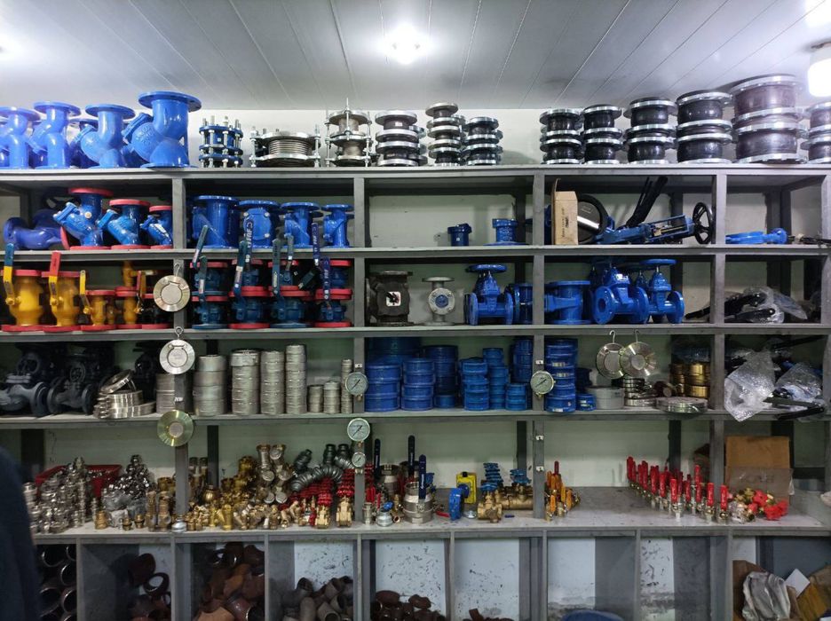 Гидрант колонка пожарная флянец задвижка гайка гайки аксессуары есть