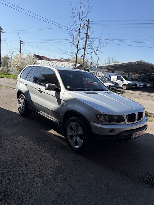Bmw x5 pentru mai multe detali sunti la nr 0742334014