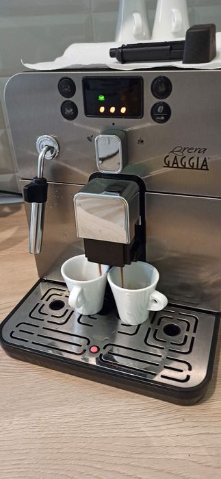 Vând espressor Gaggia Brera 15 bar
