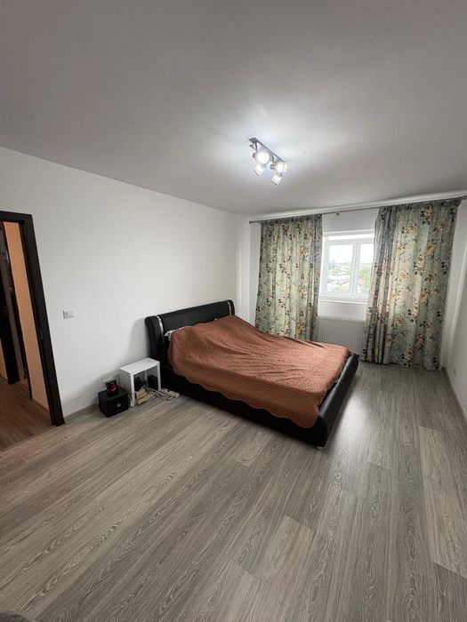 Apartament 2 camere de închiriat