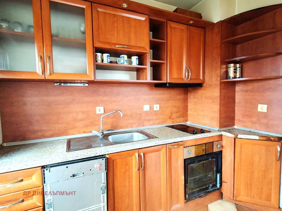 Дава се под наем Тристаен апартамент в София, Хаджи Димитър - 98 кв.м за 597.21 € - Снимка #6