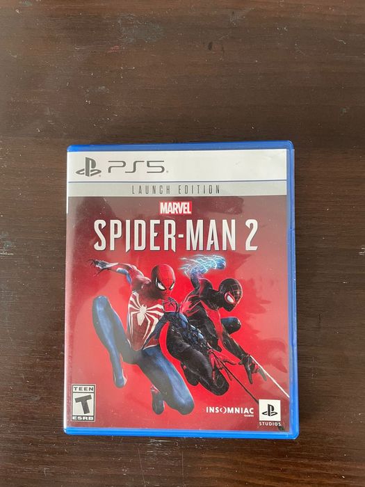 PS5 + ps plus с 3 джойстика + диски