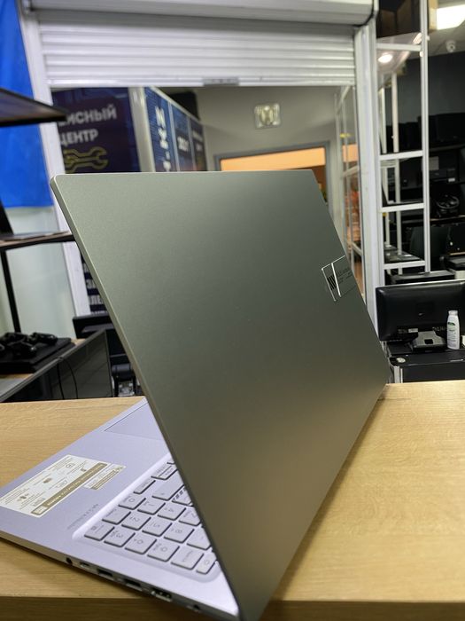 Ноутбук Asus Vivobook i5-13gen/RAM16/SSD512/Iris Xe Graphics