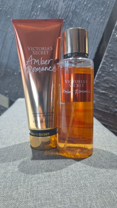 Set Victoria's Secret
nefolosit