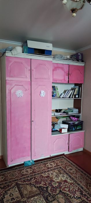 Шкаф және десткий кровать 2 штук