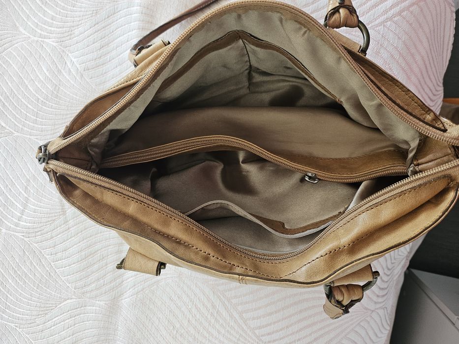 Чанти от естествена кожа