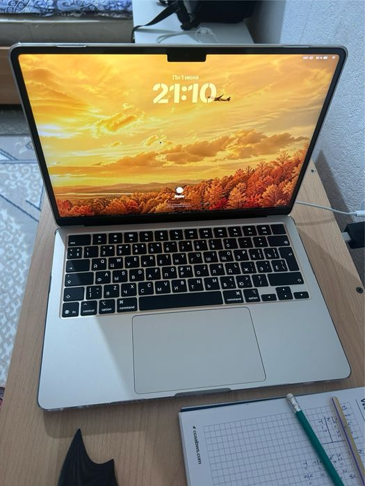 Macbook air m4, 13”, 16/256