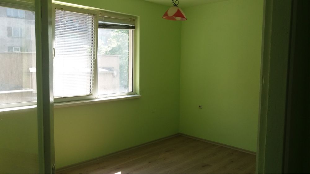 Дава се под наем Едностаен апартамент в Русе, Дружба 1 - 50 кв.м за 178.5 € - Снимка #2