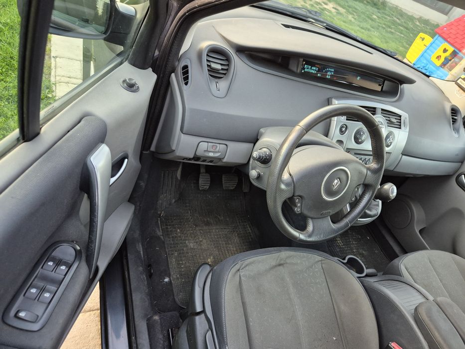 Renault Megane Scenic Facelift 1.5 DCI 6+1 Viteze Climatronic Tempomat Parktronic