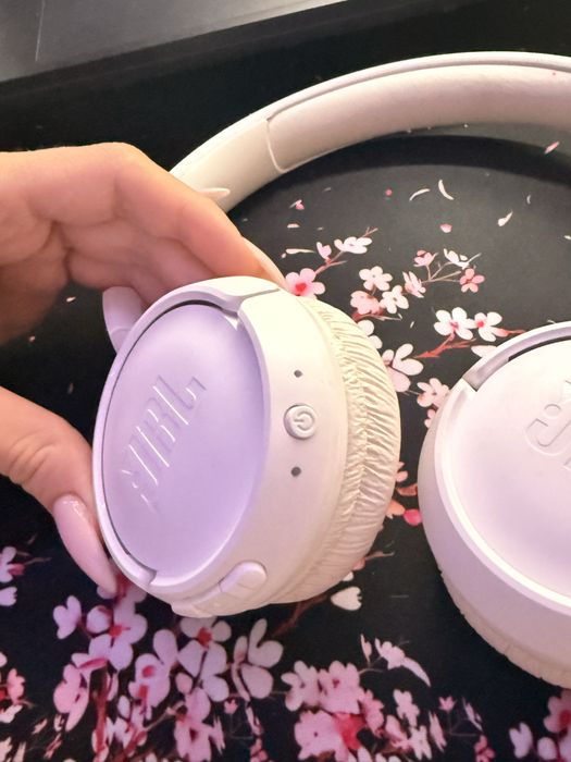 Наушники JBL 520BT