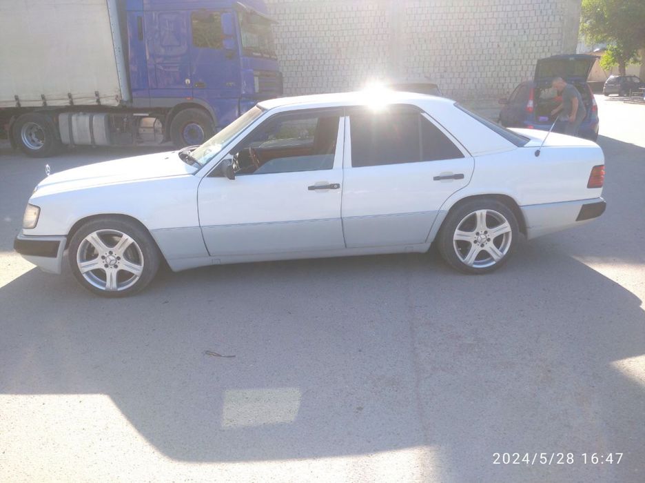 Mersedes benz w124 3.2 mator