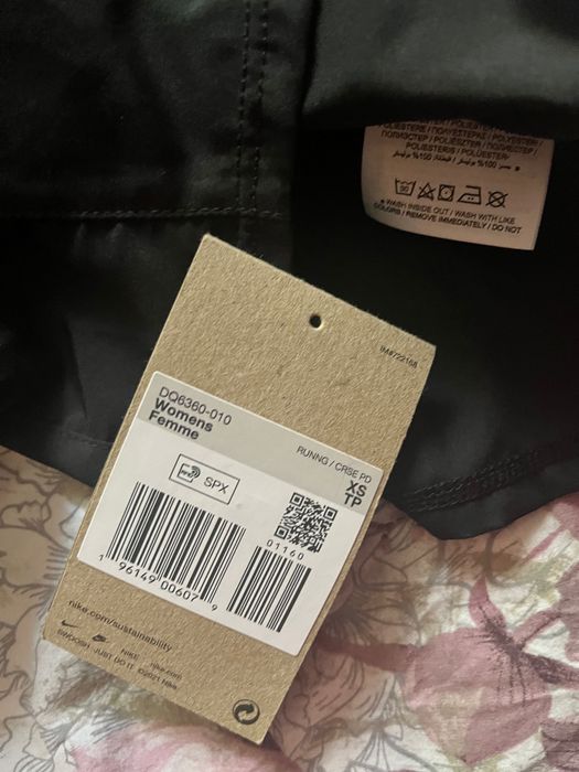 Nike дамски къси панталонки