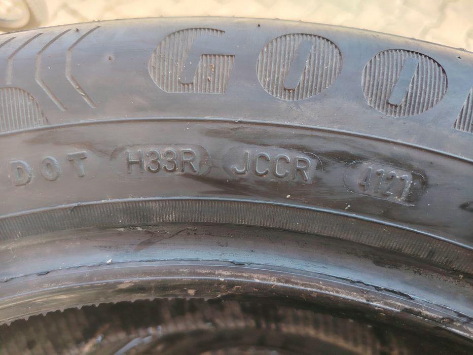 Vand set cauciucuri de vara 215/55R17