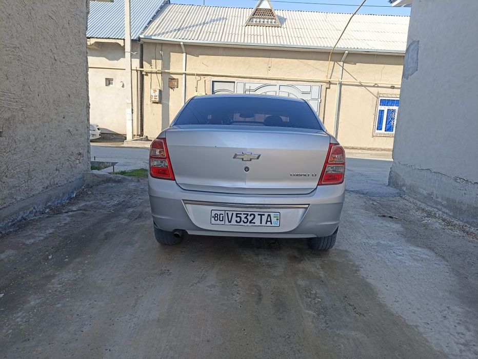 Машина Соболт чевралет