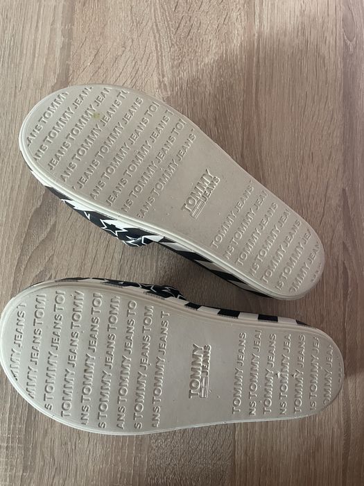 Tommy Jeans Original -39 номер