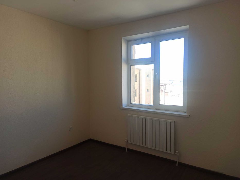 2 хонали уй сотилади. Бўстон шахрида