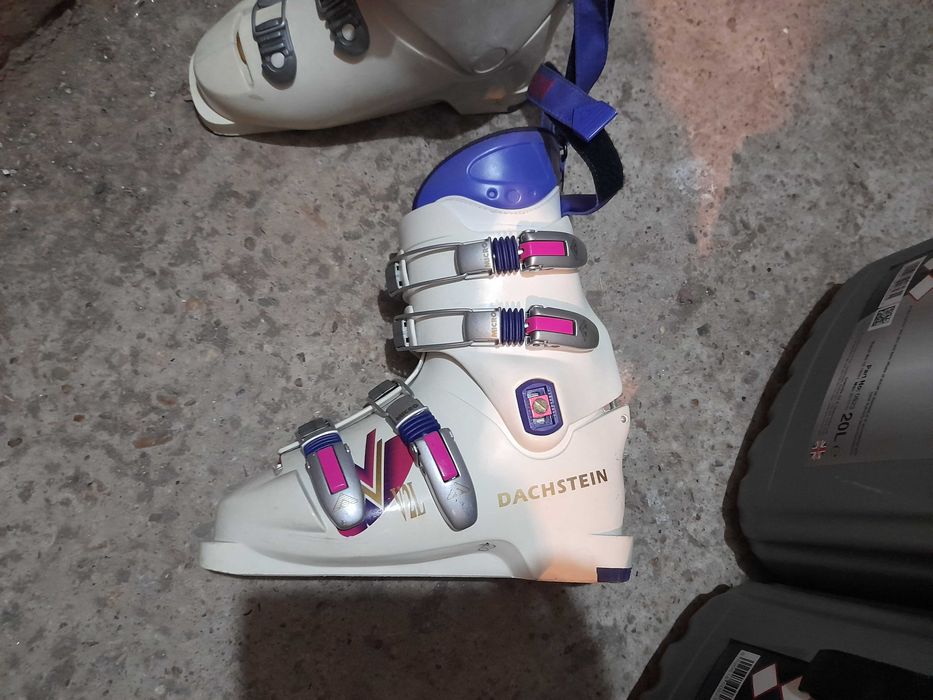 Детски ски обувки Дачстейн / Dachstein