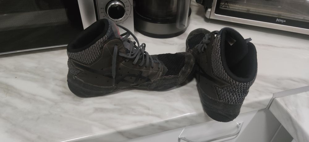 Оригинални борцовки детски ASICS