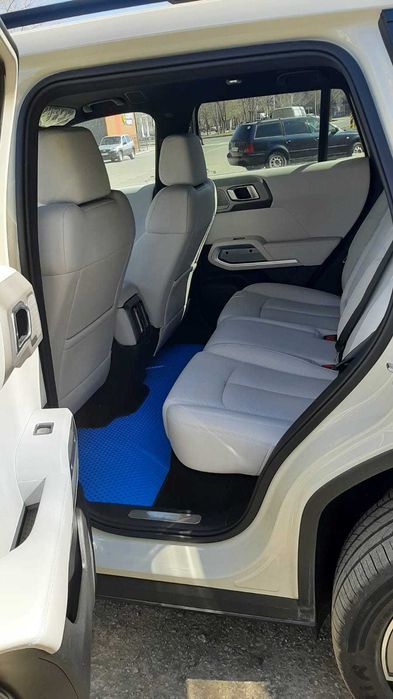 BYD Titanium 3.  2025 года