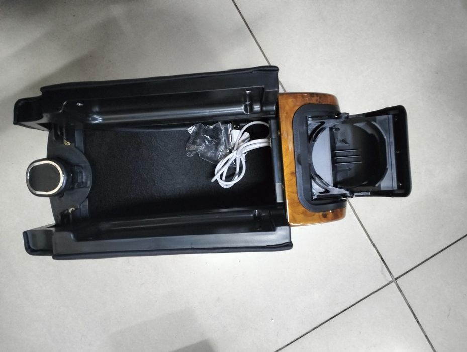 Подлокотник универсальный