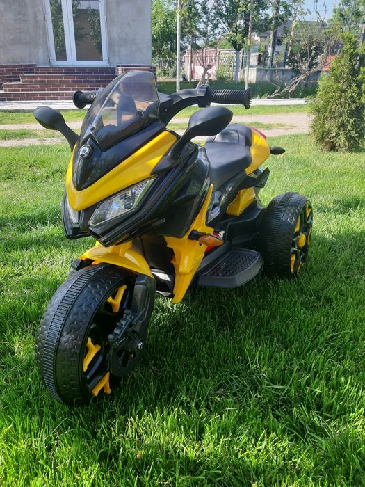 Tricicleta  electrica copii 3ani+