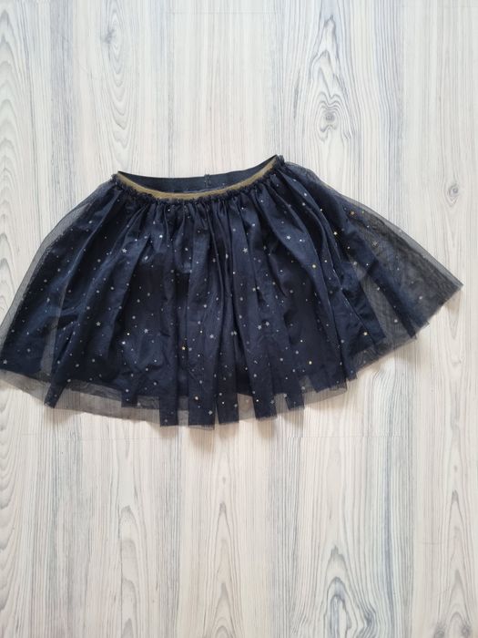 Поличка за момиче