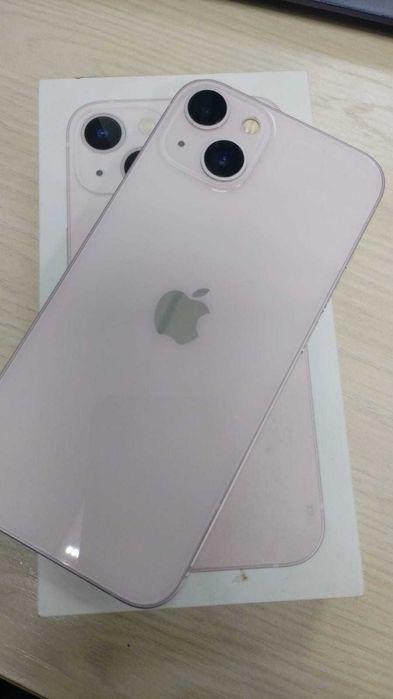Apple iPhone 13  256 Gb  (Семей, Глинки 51, 2) лот 107/5930