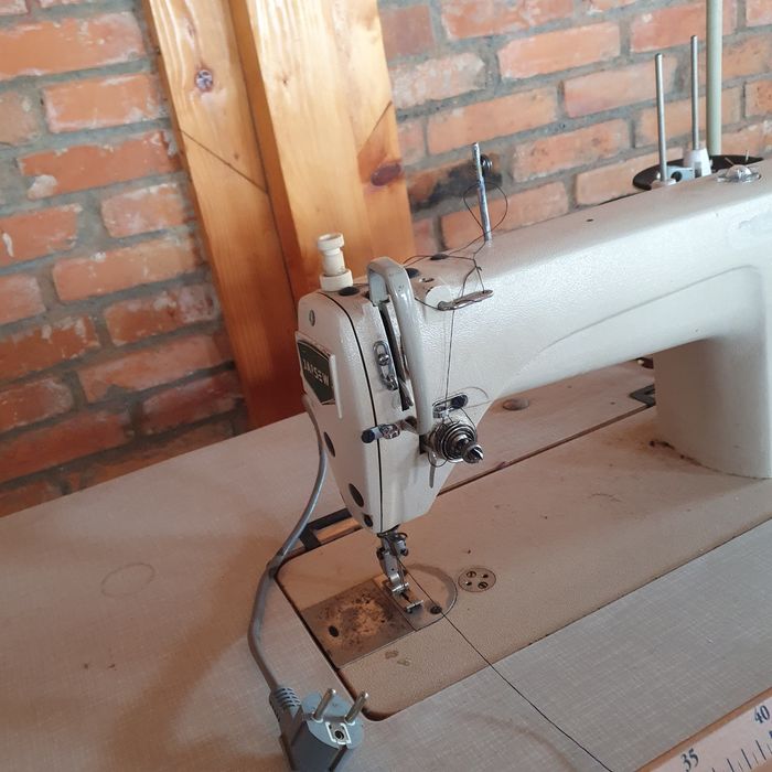Vând masina de călcat, de cusut pas cu pas, uberdek,  masină termoculat, etc