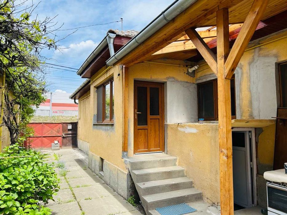 PF vand Casa 3 camere renovata, zona Binderbubi, teren 331 mp