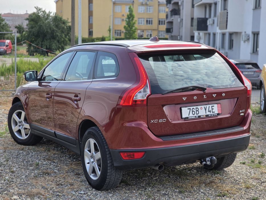 VOLVO XC60 2010 — imagine 4