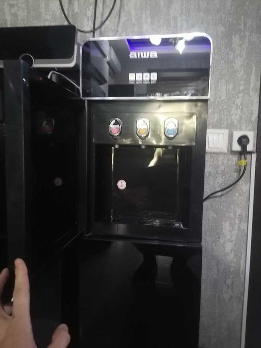 Кулер для воды Бренд AIWA доставка по Ташкенту гарантия 1 год и сервис