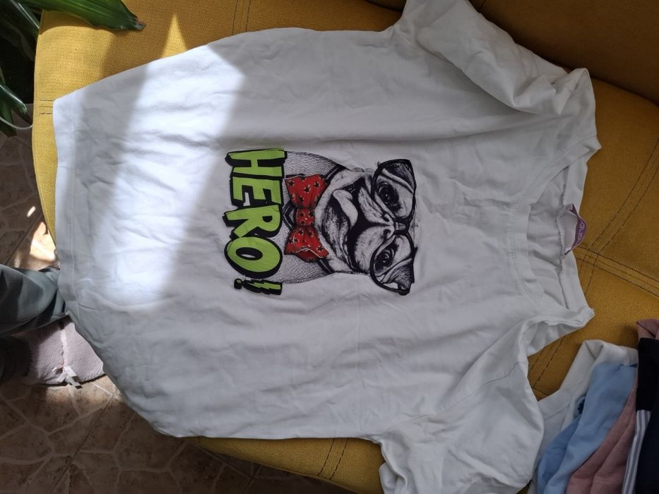 Къси панталонки и блузи