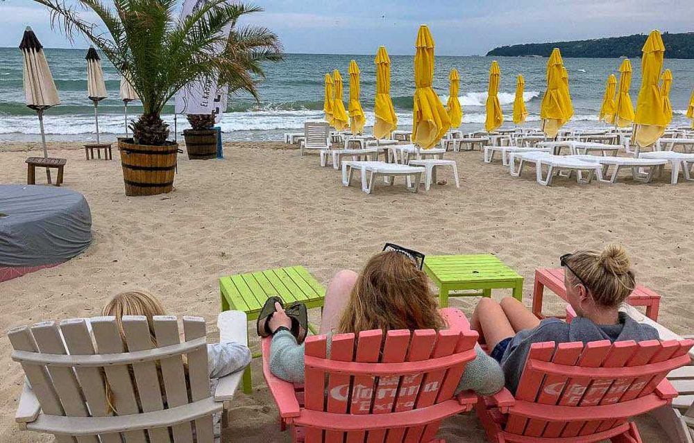 Продава се Тристаен апартамент в с. Аспарухово, Област Варна - 92 кв.м за 909 €/кв.м - Снимка #21