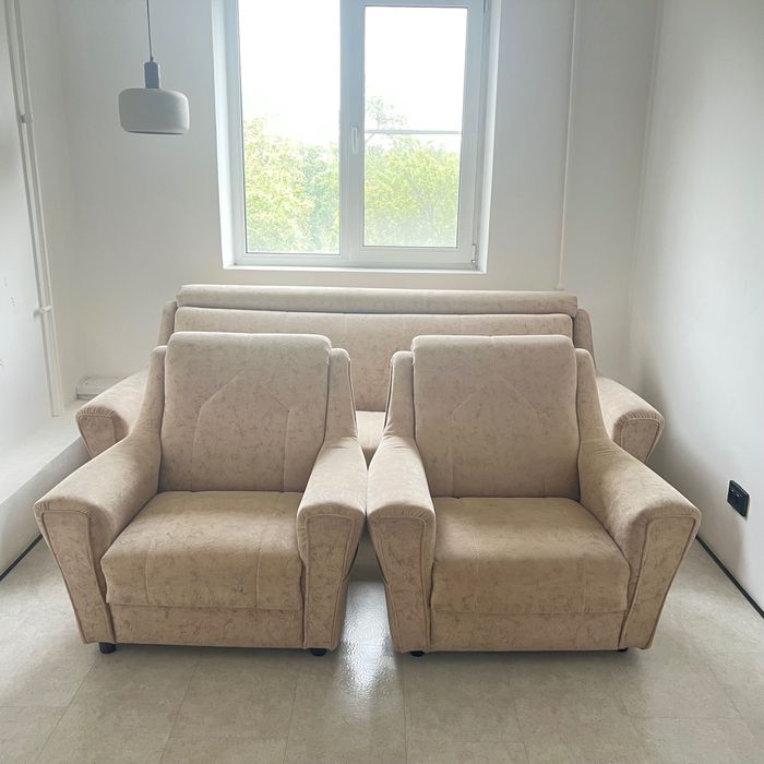 Диван с креслами