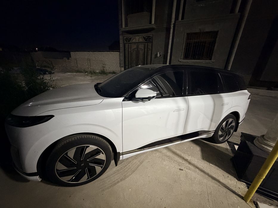 Dongfeng EP008 Ultra