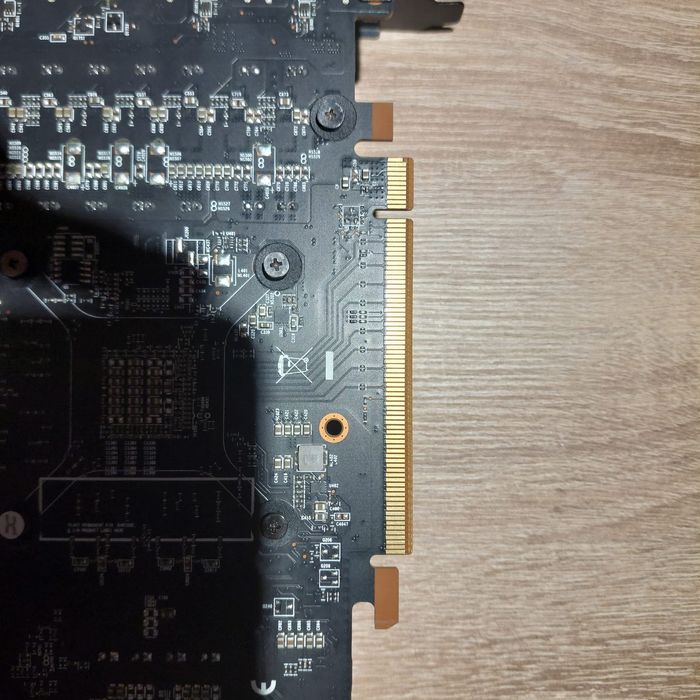 Placă video AMD Radeon RX6600