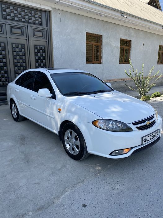Chevrolet Gentra 3-Pozitsiya avtomat