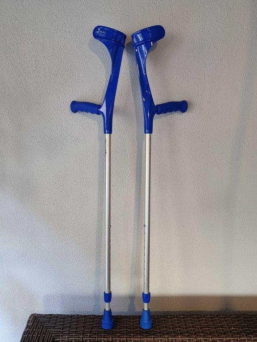 Carje reglabile antebrat, aluminiu, cu maner silicon